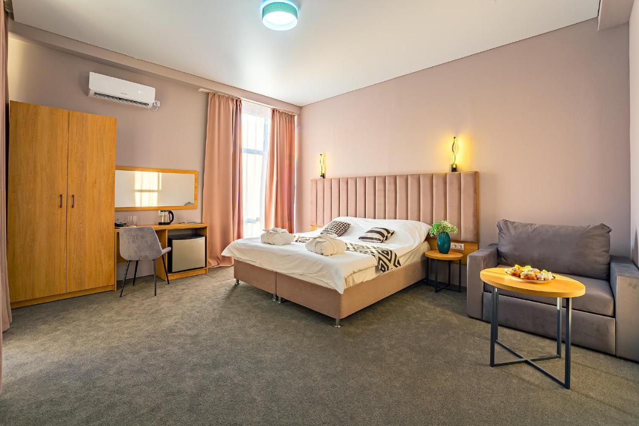 Green Land Hotel Tsandrypsh Εξωτερικό φωτογραφία